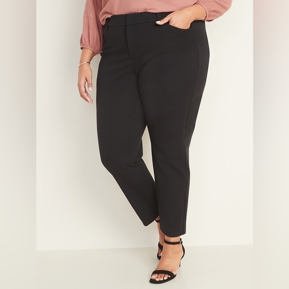 Old Navy Women's Black Pixie Pants 18